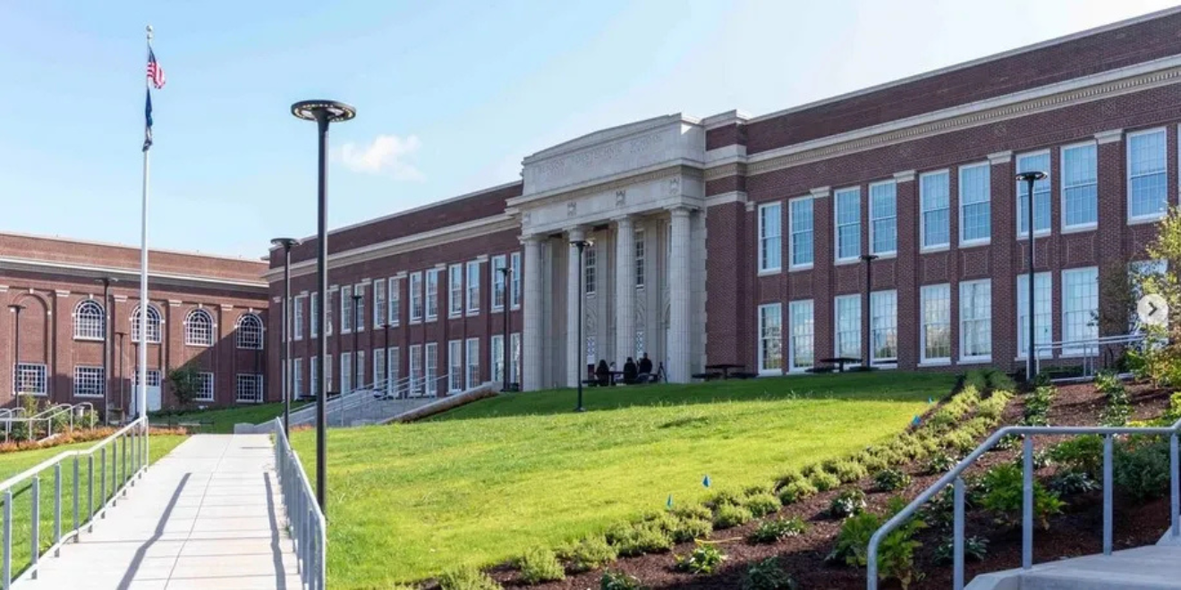 Benson Polytechnic High School main facade