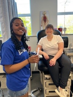 Rachel Sorte, MA with The Oregon Clinic Orthopedic Specialists with Benson High School MA Students